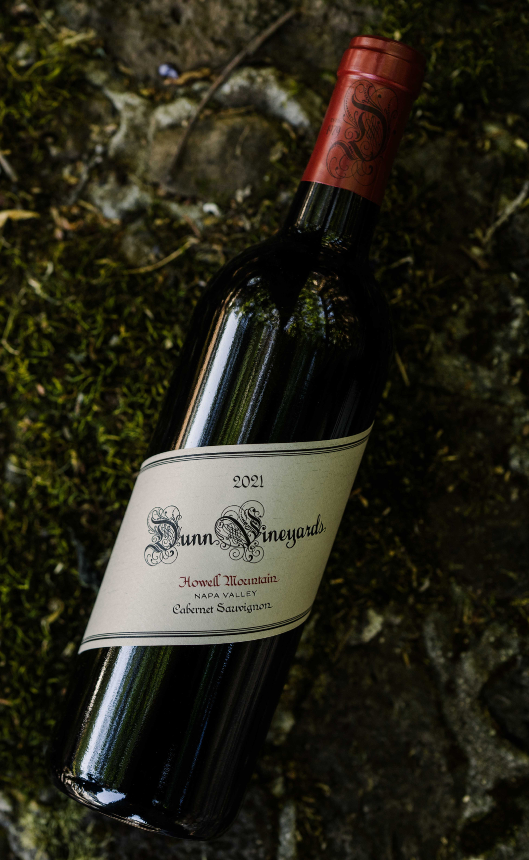 Howell Mountain wine bottle